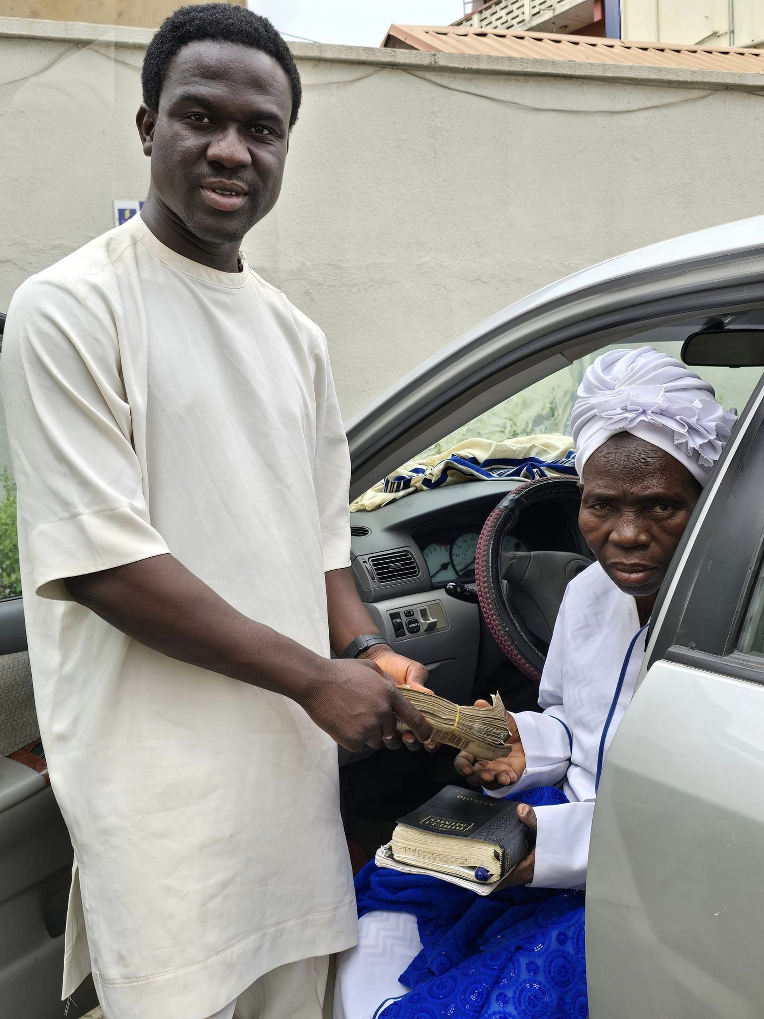 79-Year-Old Woman Receives Financial Blessing from Evangelist Victor Owolabi After Nine-Day Dry Fast