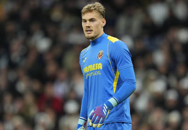 Transfer: Chelsea are closing in on Villarreal goalkeeper Filip Jorgensen.