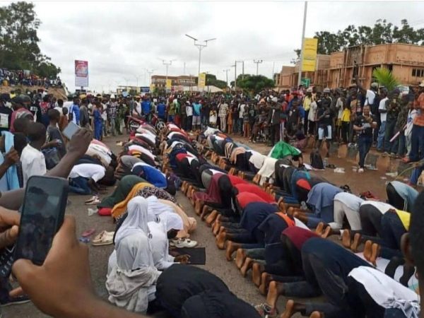 Police Opens Teargas At Protesters In Bauchi