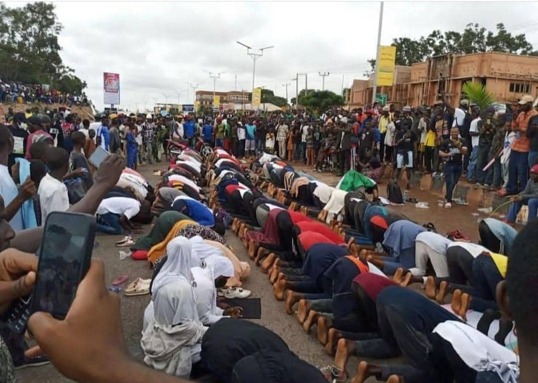 Police Opens Teargas At Protesters In Bauchi