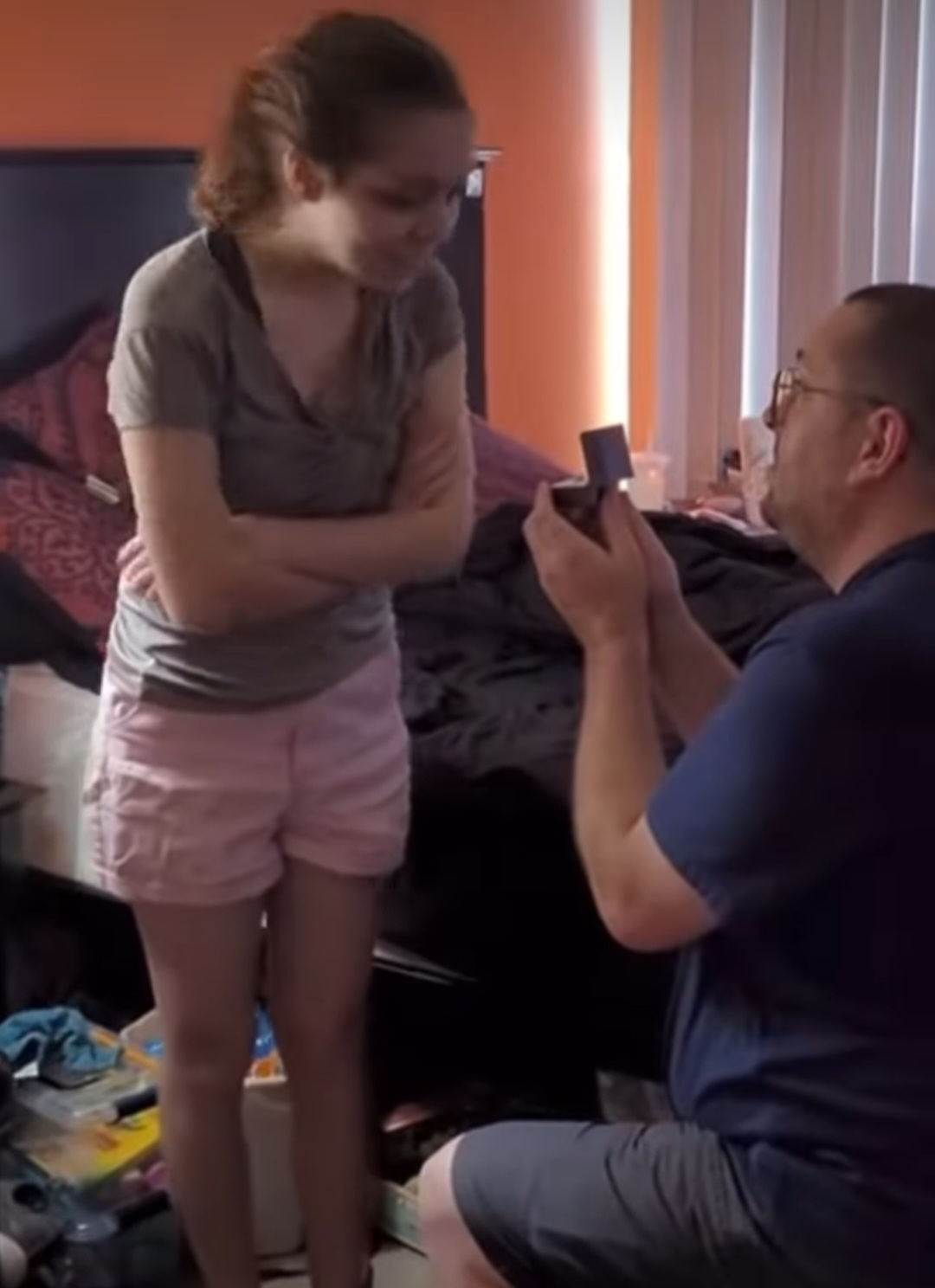 Dad Proposes to His Own Daughter, Sparks Reactions on Internet