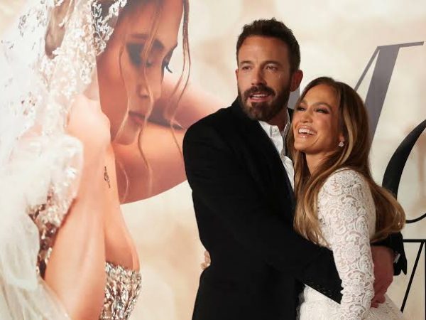 Jennifer Lopez is divorcing Ben Affleck after two years marriage.