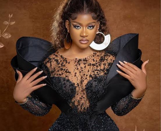 M*dness dey all of una body- Phyna blasts Twitter Influencers.