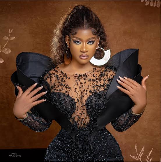 M*dness dey all of una body- Phyna blasts Twitter Influencers.