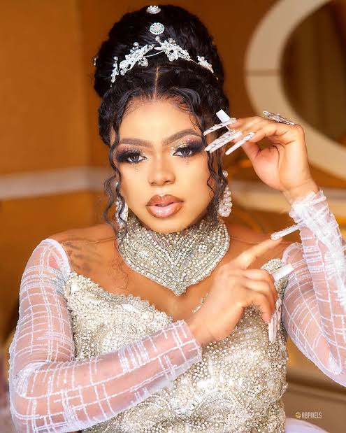 ‘Don’t become a landlord in Kirikiri’- Bobrisky advise his fans.