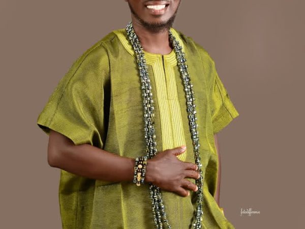Nollywood comic actor Ijebu, has reacted to a viral video of himself with Eniola Badmus